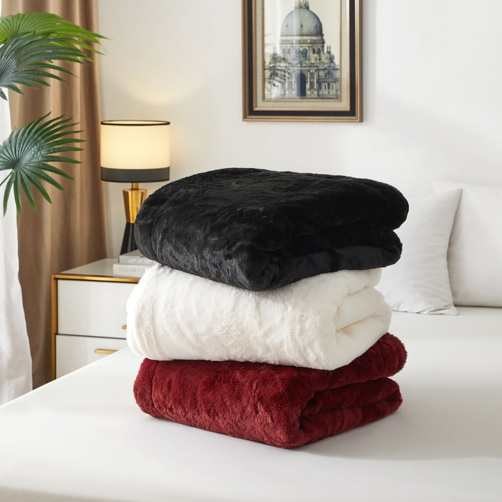 Mainstays Cozy Faux Fur Super Soft luxury Blanket, Full/Queen, Rich Black