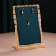 thumbnail image 2 of Soporte de Presentación Elegante para Anillos y Aretes, 2 of 8