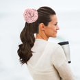 thumbnail image 2 of Fiudx Clip para Cola de Caballo Grande y Ondulada, Extensión de Cabello Rosa, Ondas Voluminosas, Fácil Aplicación, Peinado Versátil, Accesorio para Uso Diario y de Fiesta., 2 of 5