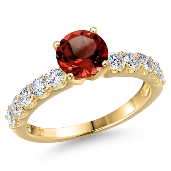 Gem Stone King 14K Yellow Gold Red Garnet and Lab Grown Diamond Engagement Ring for Women | 1.65 Cttw | Round 6MM | Gemstone January Birthstone | Size 7