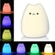 thumbnail image 2 of Luz nocturna LED de gato, de silicona y a pilas, ideal para habitación de bebé, con luz blanca cálida y 7 modos de respiración (mini gato famoso), 2 of 5