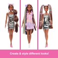 thumbnail image 4 of Muñeca moderna Barbie Fun & Fancy con pelo negro extralargo, 4 of 6