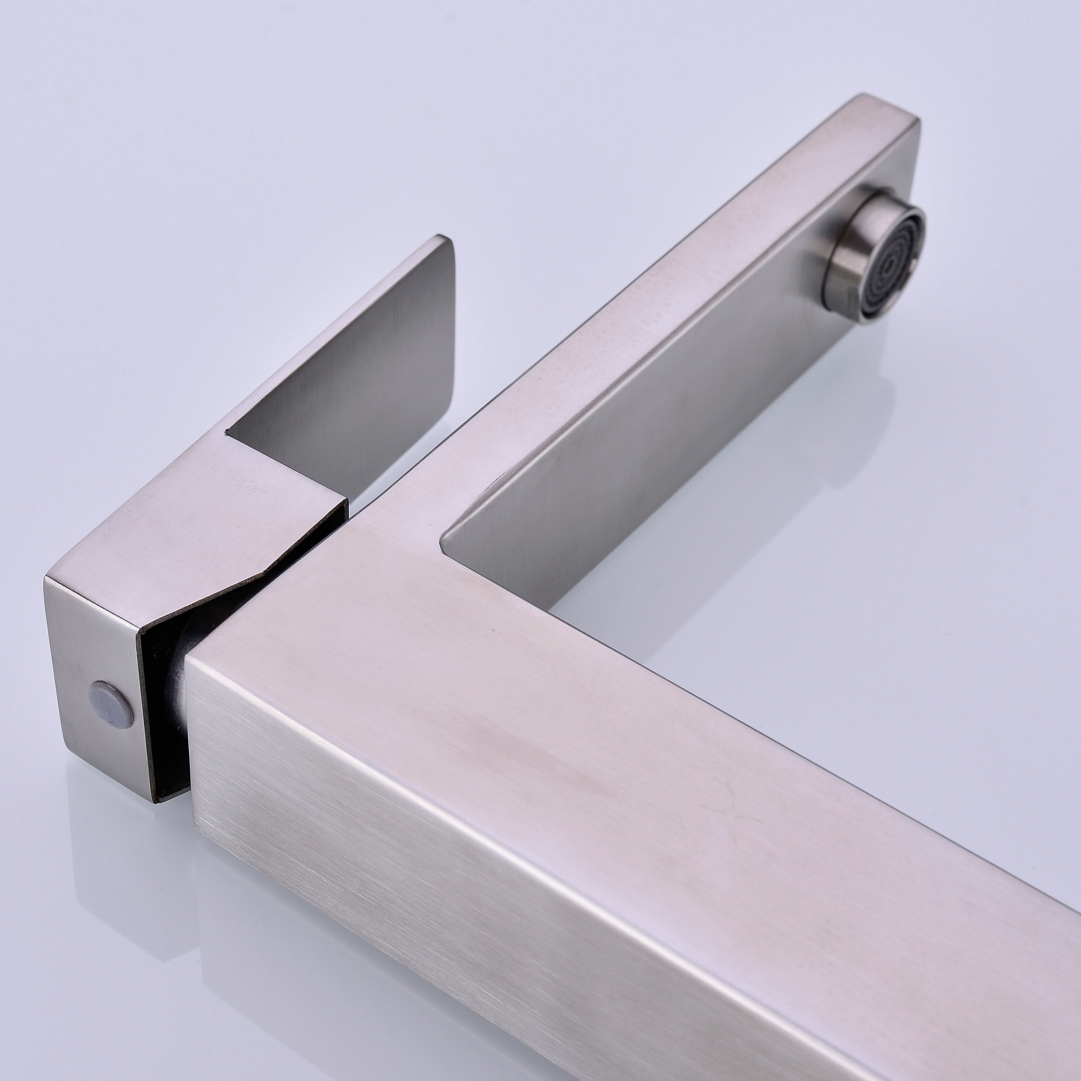 Bathroom Sink Single Handle Faucet with Pop-Up Drain (No Overflow)