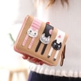 thumbnail image 3 of Sonducket Mujer Chica PU Cuero Lindo Dibujos Animados Tres Gatos Tarjeta Bolsa Cremallera Monedero Monedero Carteras, 3 of 6