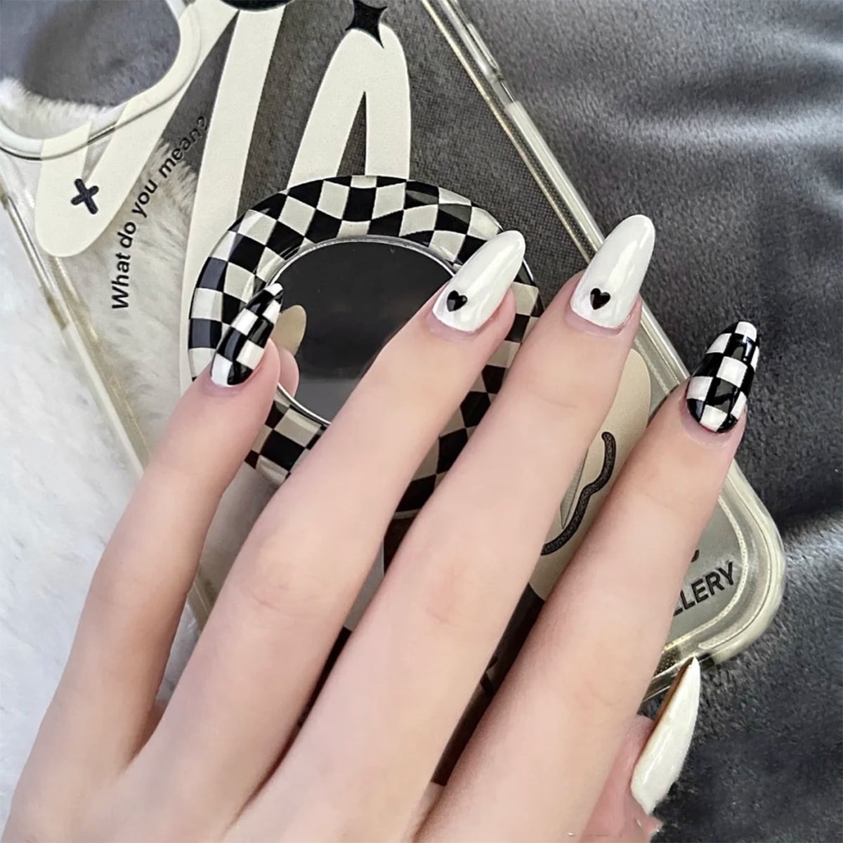 Black and white checkerboard grid wearable nail fake nail nail patch nail patch waterproof removable nail piece Black and white checkerboard grid wearable nail fake nail nail patch nail patch waterproof removable nail piece
