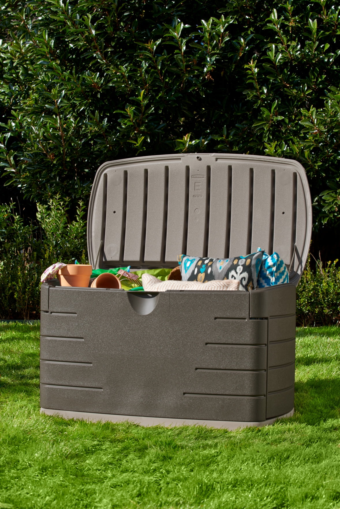 Rubbermaid 2047053 2-Foot X 3-Foot 6-Inch Olive & Sandstone Resin Deck Box  With Seat at Sutherlands