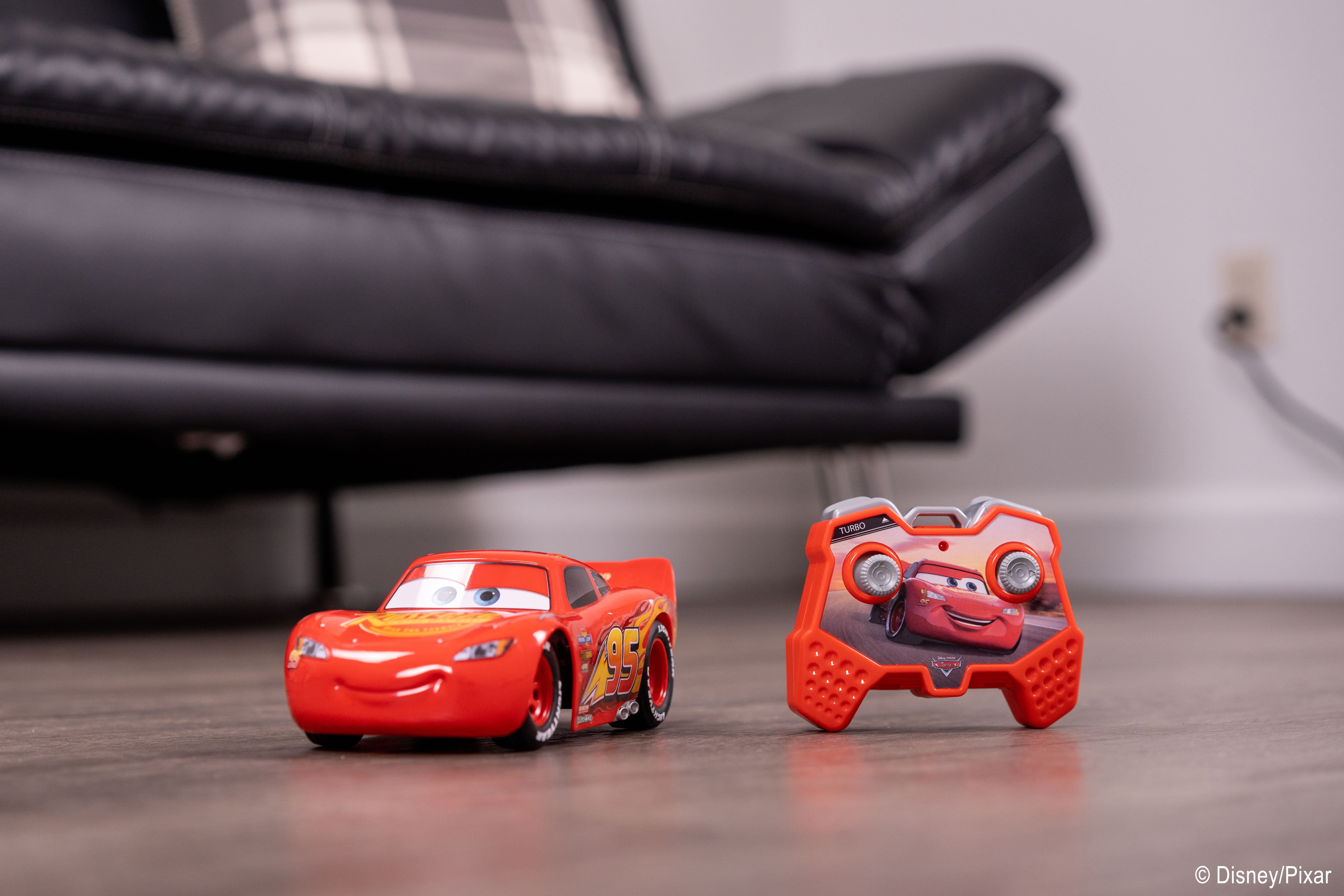 Disney Pixar Cars 1:24 Lightning McQueen RC Radio Japan Ubuy
