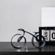 thumbnail image 1 of Escultura de bicicleta decoración del hogar hierro único para amantes de la bicicleta artesanía enmarcada de alambre negro escultura artística estatua Macarena Escultura de bicicleta, 1 of 8