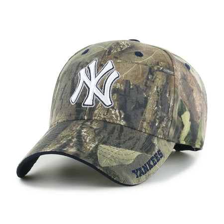 - Fan Favorite MLB Mossy Oak Adjustable Hat, New York Yankees