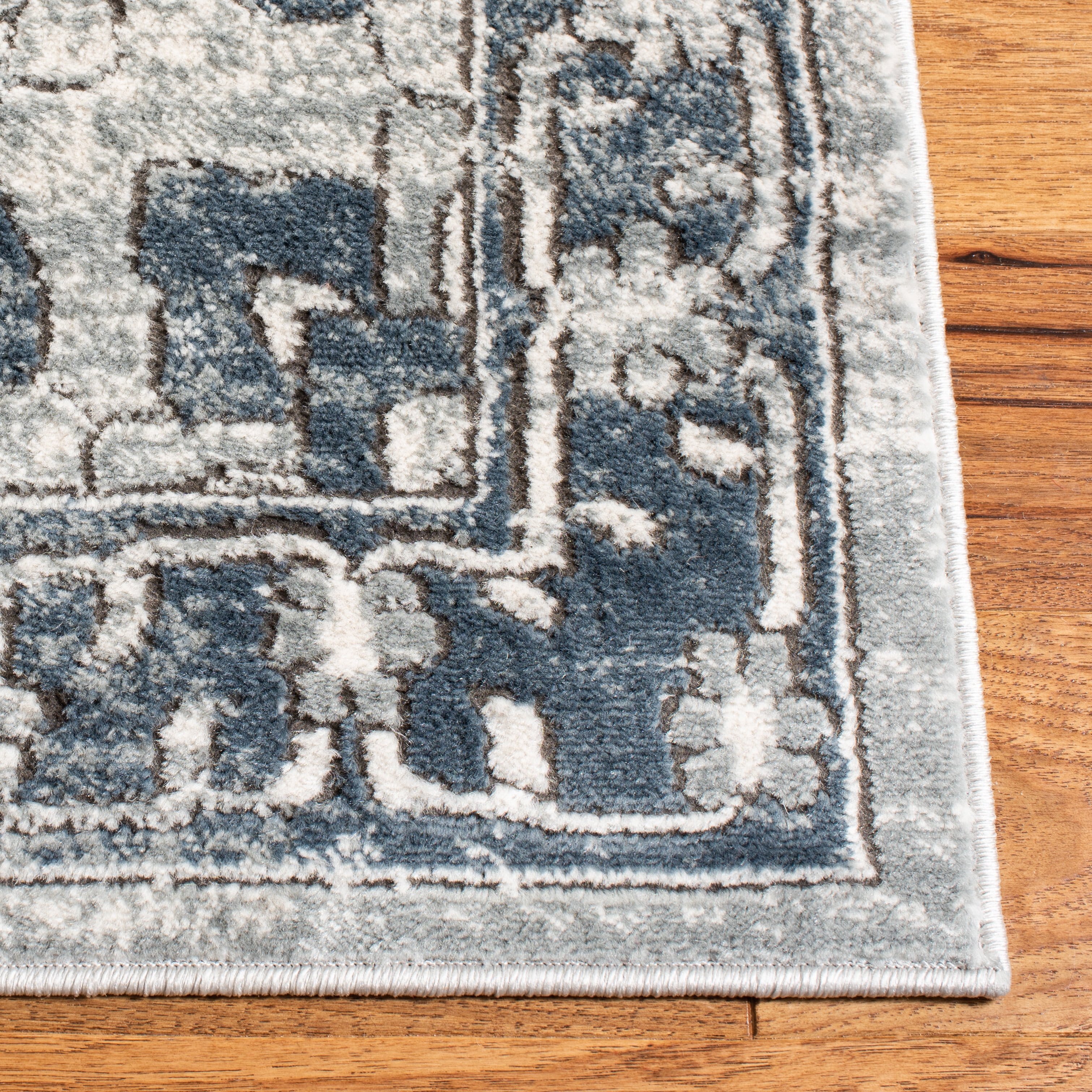 SAFAVIEH Martha Stewart Denver Oregon Area Rug, Navy/Ivory, 5'1" x 7'6"