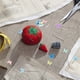 thumbnail image 3 of 100 alfileres de costura coloridos para manualidades, botones y proyectos de telas - 100PCS agujas de posicionamiento de cabeza plana con tops fáciles de agarrar, 3 of 4