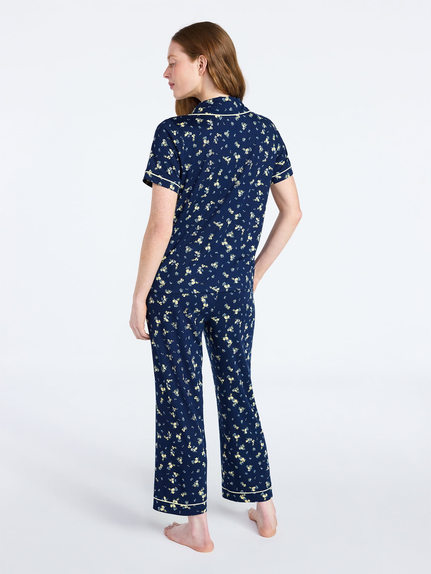 Joyspun Women's Dreamy Soft Collection Notch Collar Top and Capri Pants Pajama Set, 2-Piece, Sizes XS-3X