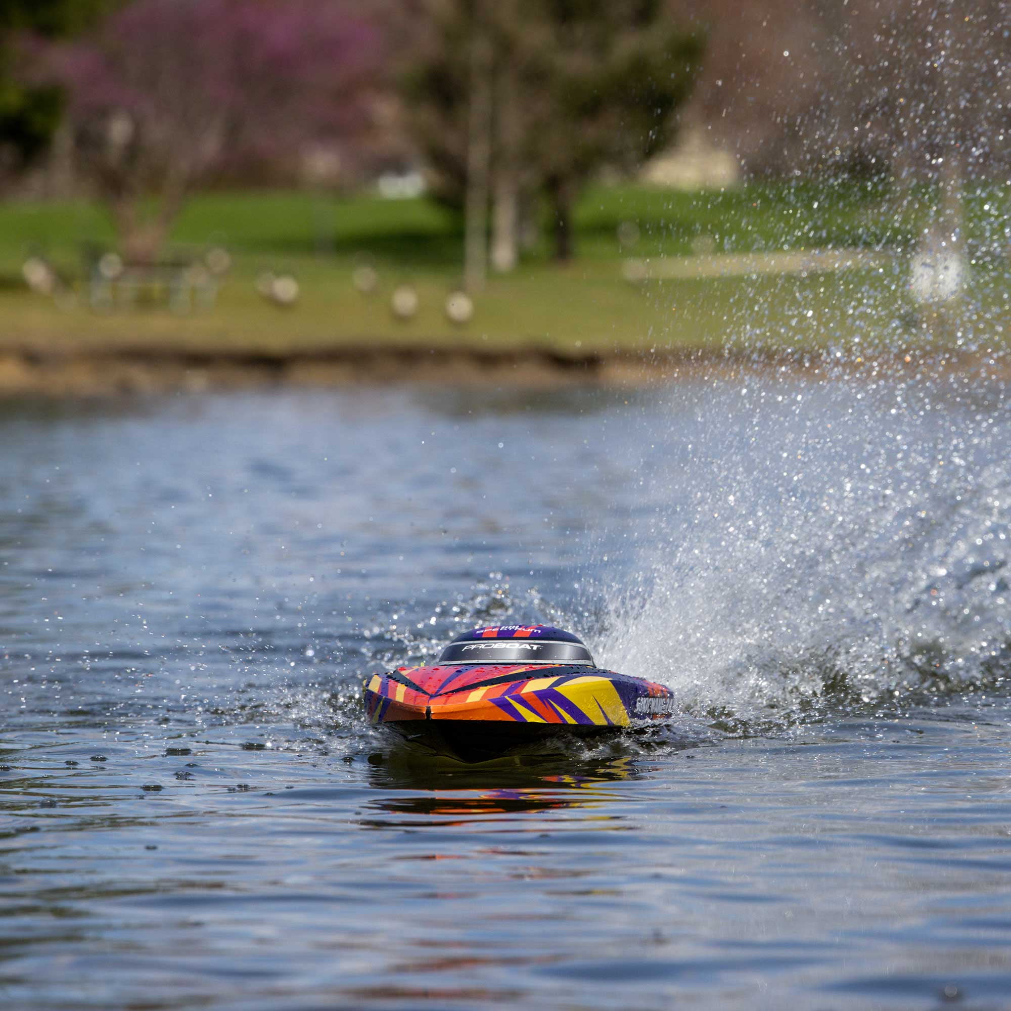 Pro Boat Sonicwake 24" Self-Righting Brushless Deep-V RTR Battery & Charger Included Red PRB-1992T1