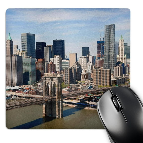 3dRose, Cityscape of Lower Manhattan and Brooklyn Bridge New York City, USA, MousePad