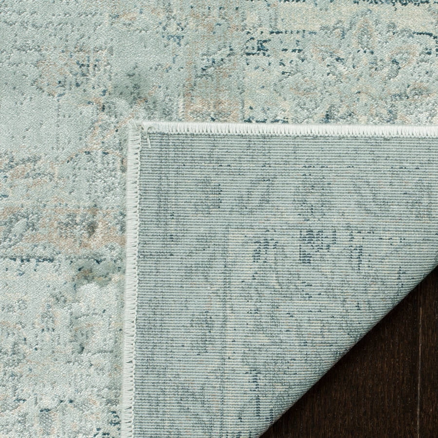 SAFAVIEH Vintage Daven Traditional Area Rug, Light Blue, 4' x 5'7"