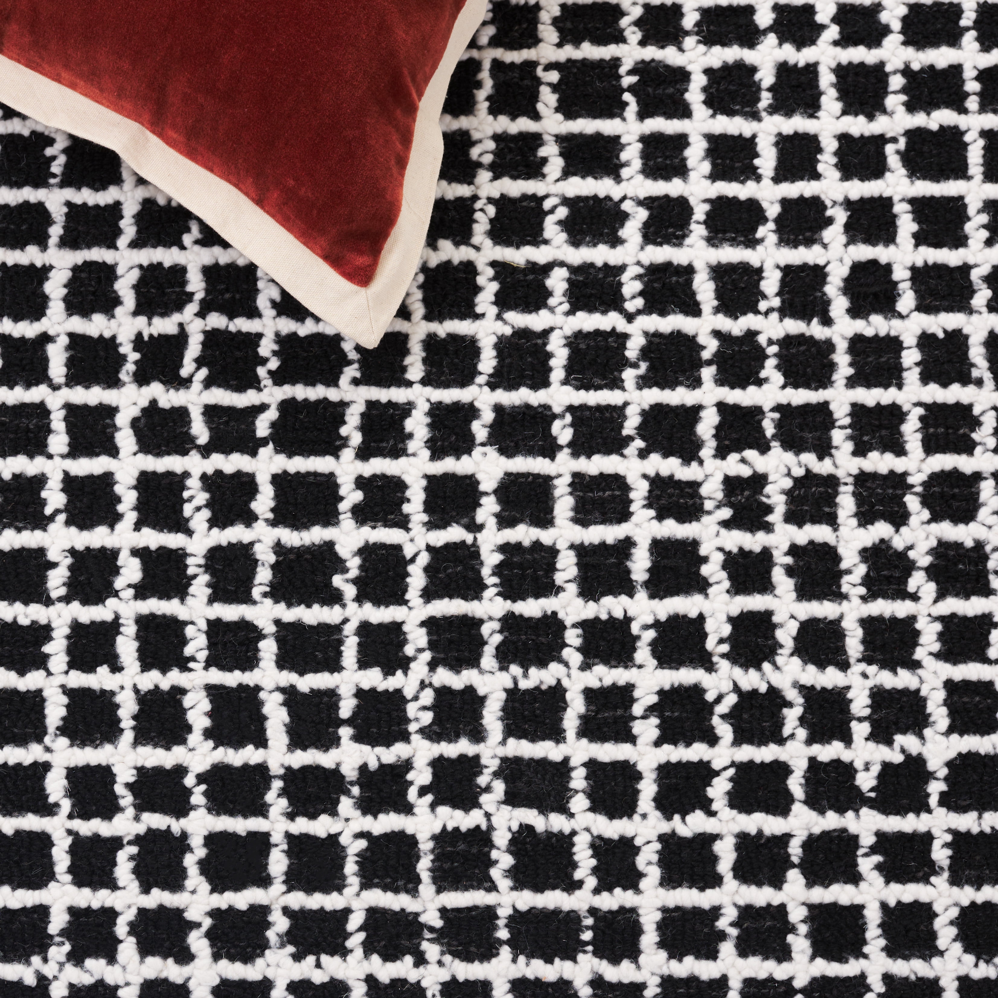 SAFAVIEH Abstract Careen Geometric Area Rug, Ivory/Black, 9' x 12'
