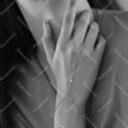 thumbnail image 2 of Trendy Gold Finger Chain - Stylish Women's Hand Jewelry for Fashion Niche, 2 of 3