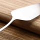thumbnail image 5 of Bearachild Servidor de pastel de borde dentado de acero inoxidable, pala rebanadora ligera, espátulas, mango antideslizante, divisor, utensilios Type5 NO5, 5 of 6