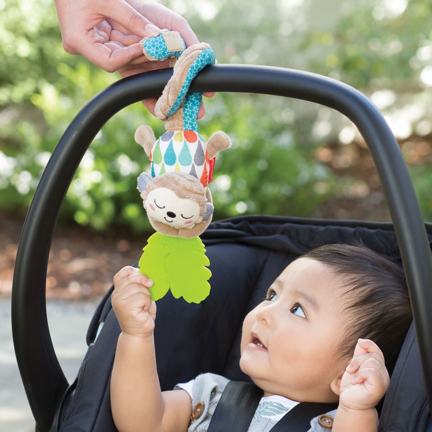 INFANTINO singe dansant