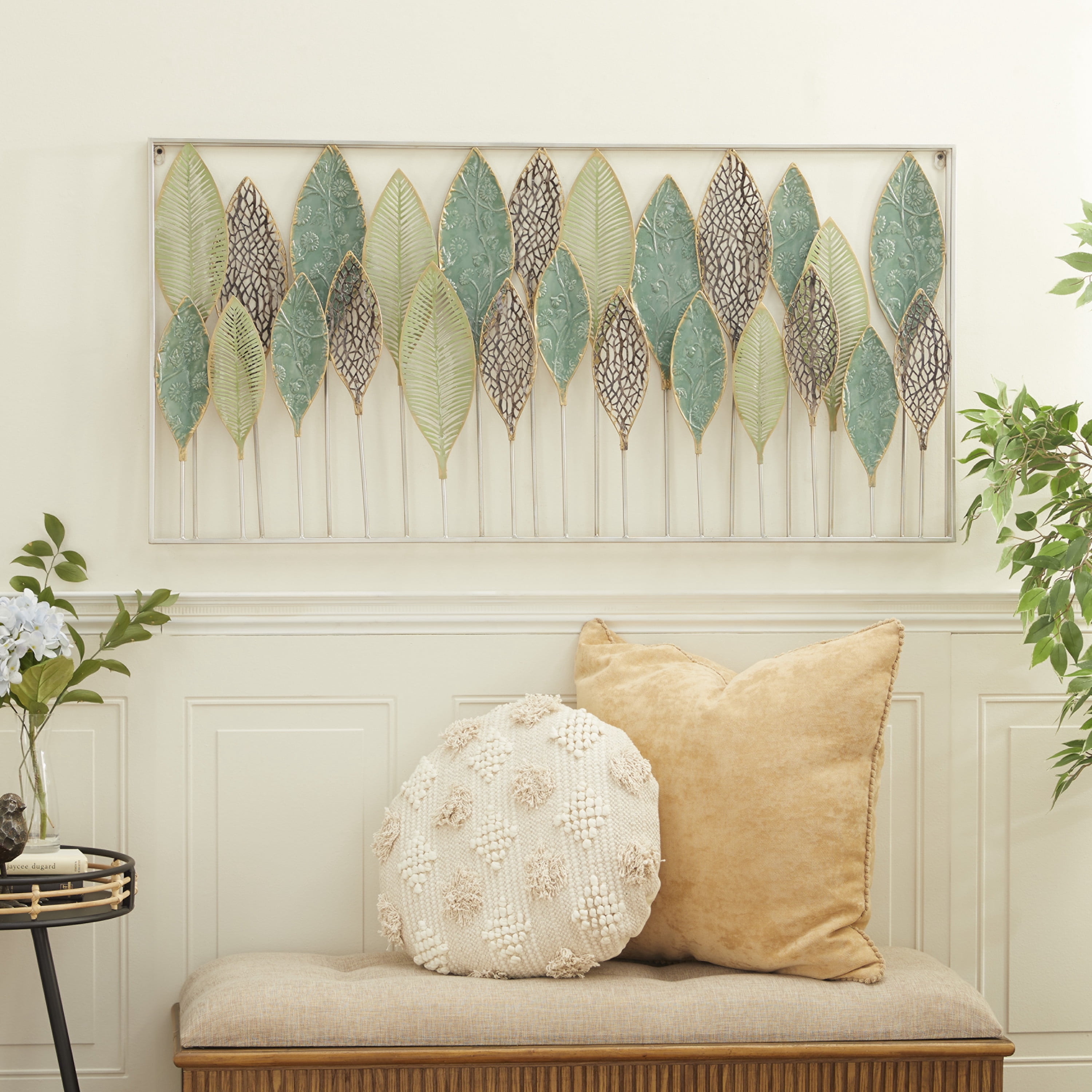 DecMode Green Metal Tall Cut-Out Leaf Wall Decor with Intricate Laser Cut Designs
