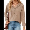 thumbnail image 1 of Sudadera con Capucha para Mujer, de Punto, de Larga, con Cordón Ajustable, Botones, Cuello en V, Informal, Tipo Jersey, con Capucha Caqui M, 1 of 9