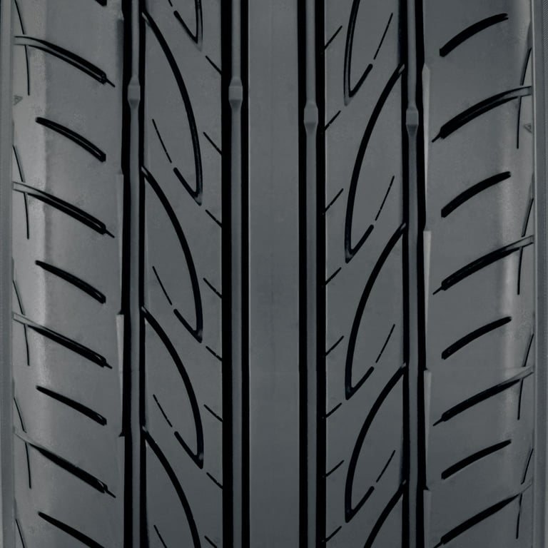 Yokohama Advan Fleva V701 205/55R15 88V Fits: 2000-05 Toyota