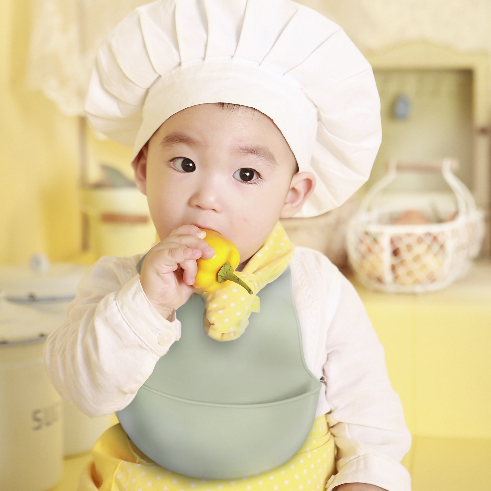 MoHern Silicone Baby Bibs, 4-Pack Waterproof Feeding Bibs photo 7