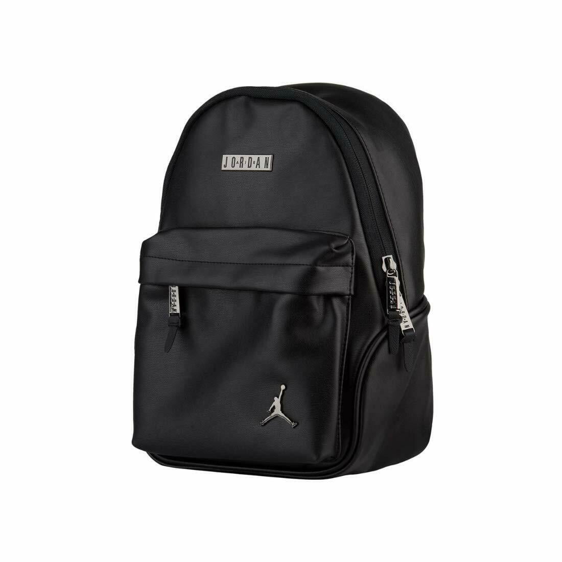 aprendiz casado Por favor Nike Air Jordan Regal Mini Black Leather Backpack - Walmart.com