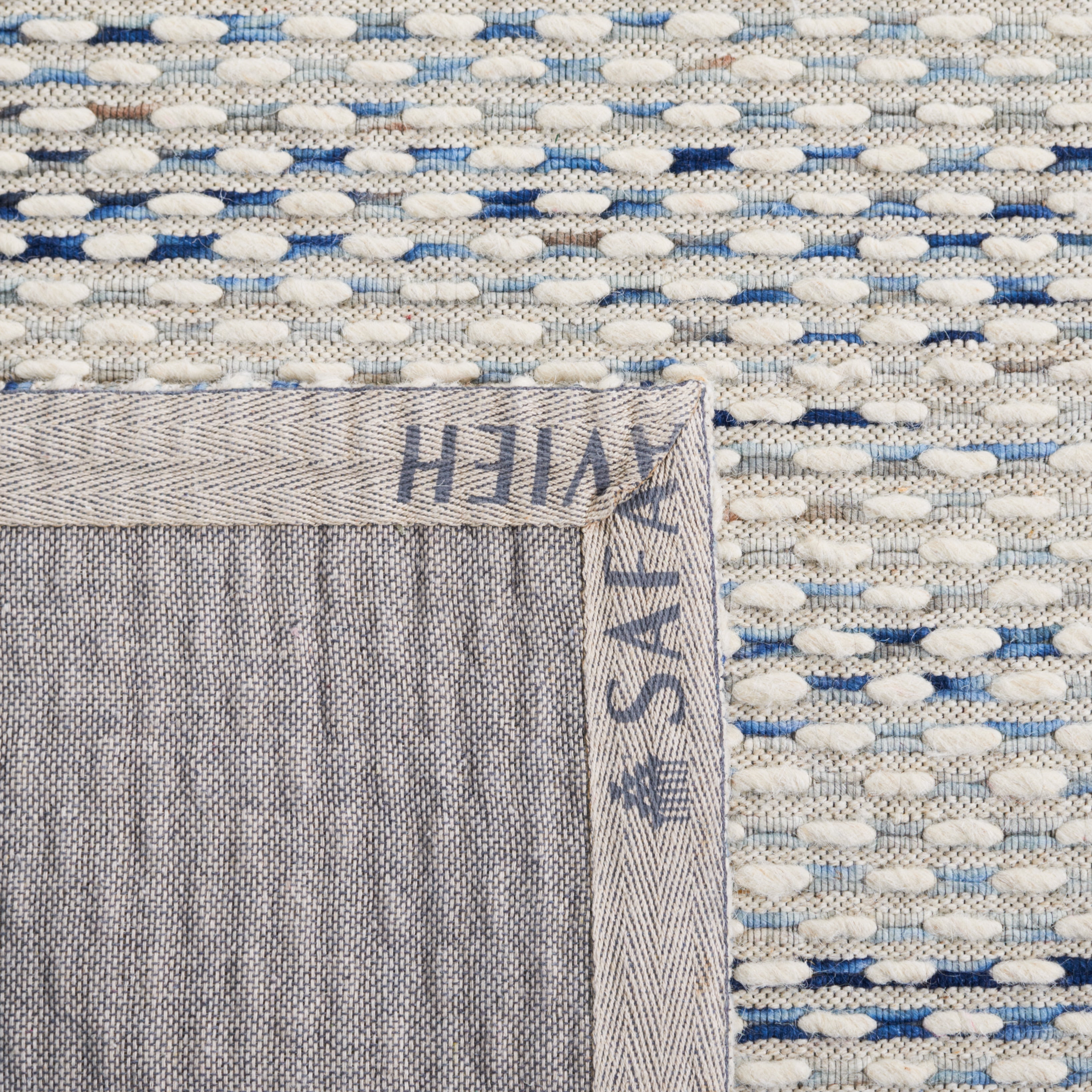 SAFAVIEH Marbella Frederick Striped Area Rug, White/Navy, 6' x 9'