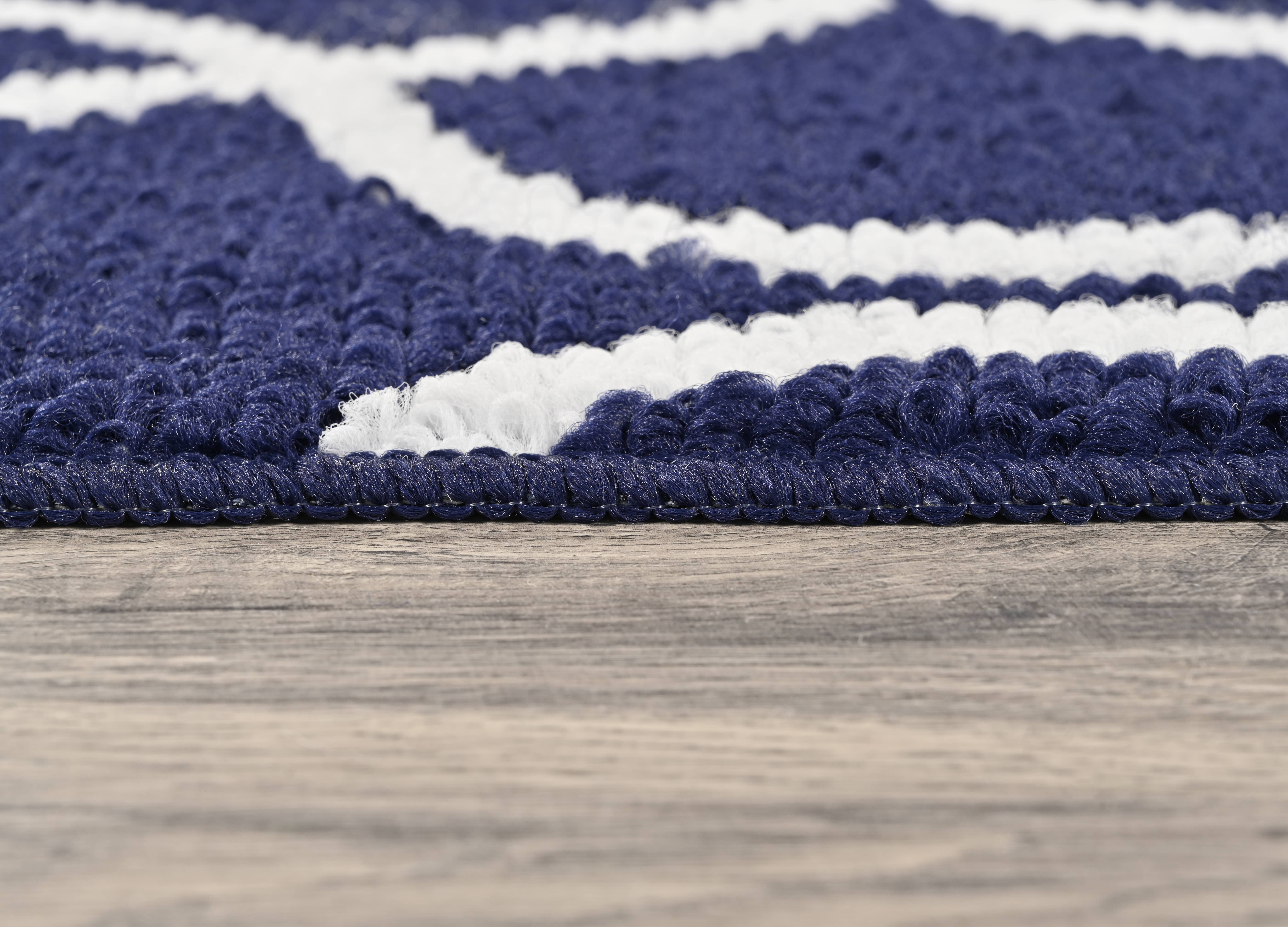 Mainstays Drizzle Navy/White Indoor Area Rug, 7'6" x 9'6"