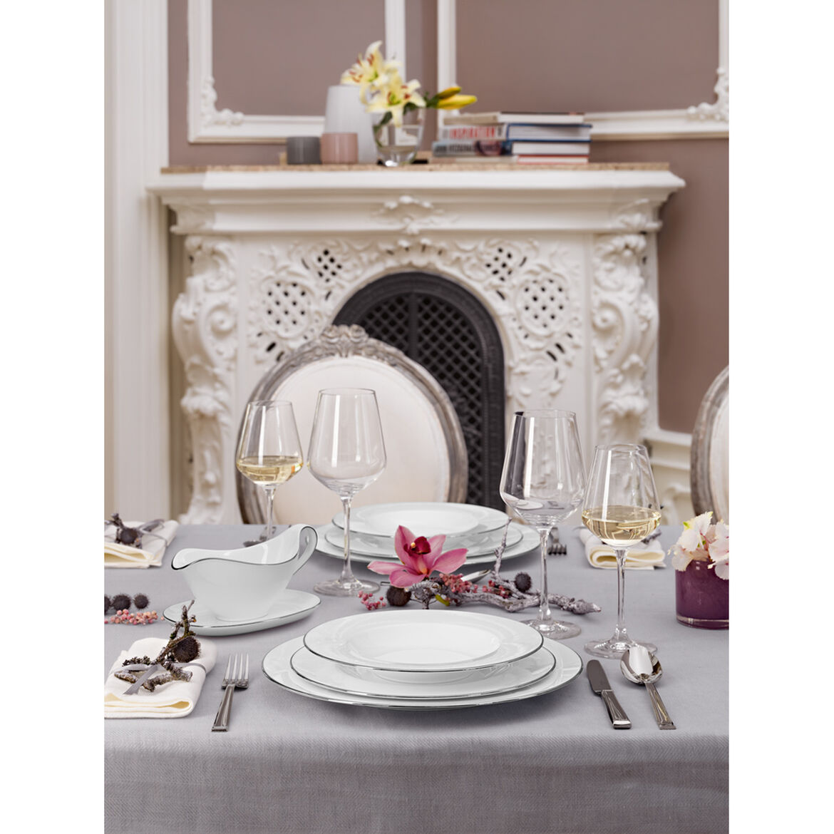 Villeroy & Boch Anmut Platinum No. 1 5-Piece Place Setting - image 1 of 1