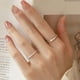 thumbnail image 2 of Anillo de bodas pequeño brillante de plata esterlina S925 para parejas, anillo de fila con diamantes de moissanita, anillo de pareja a juego para mujer, 2 of 5
