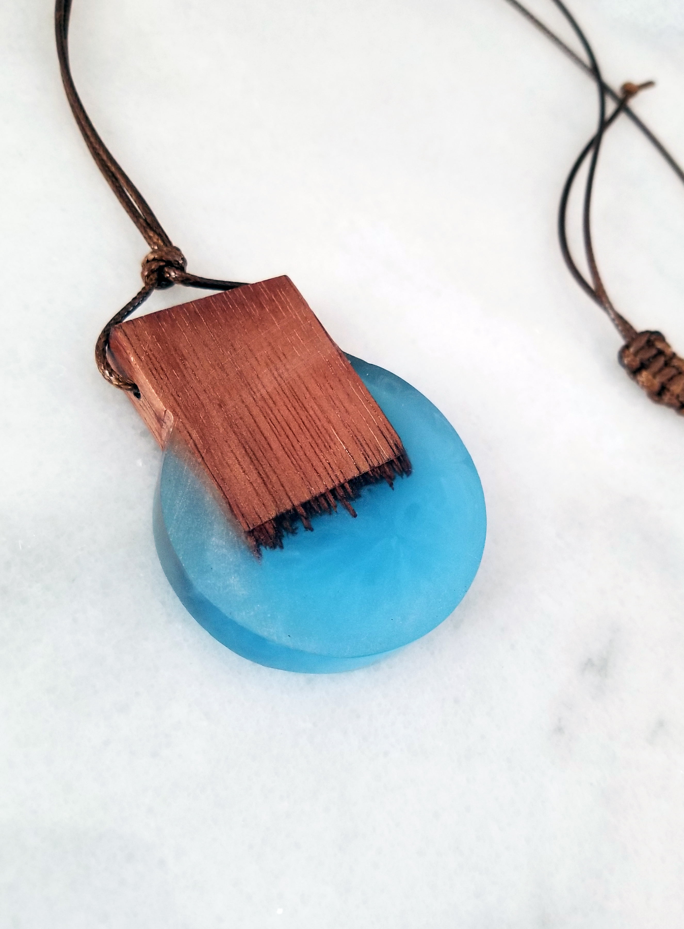 Blue Box Boutique Inc Round Aqua Resin Wood Leather Cord Necklace for Women, Teens | Wood Anniversary Gift