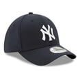 thumbnail image 1 of Gorra New Era Hombre New York Yankees MLB Classics 39Thirty Azul Elástica 10975804, 1 of 7