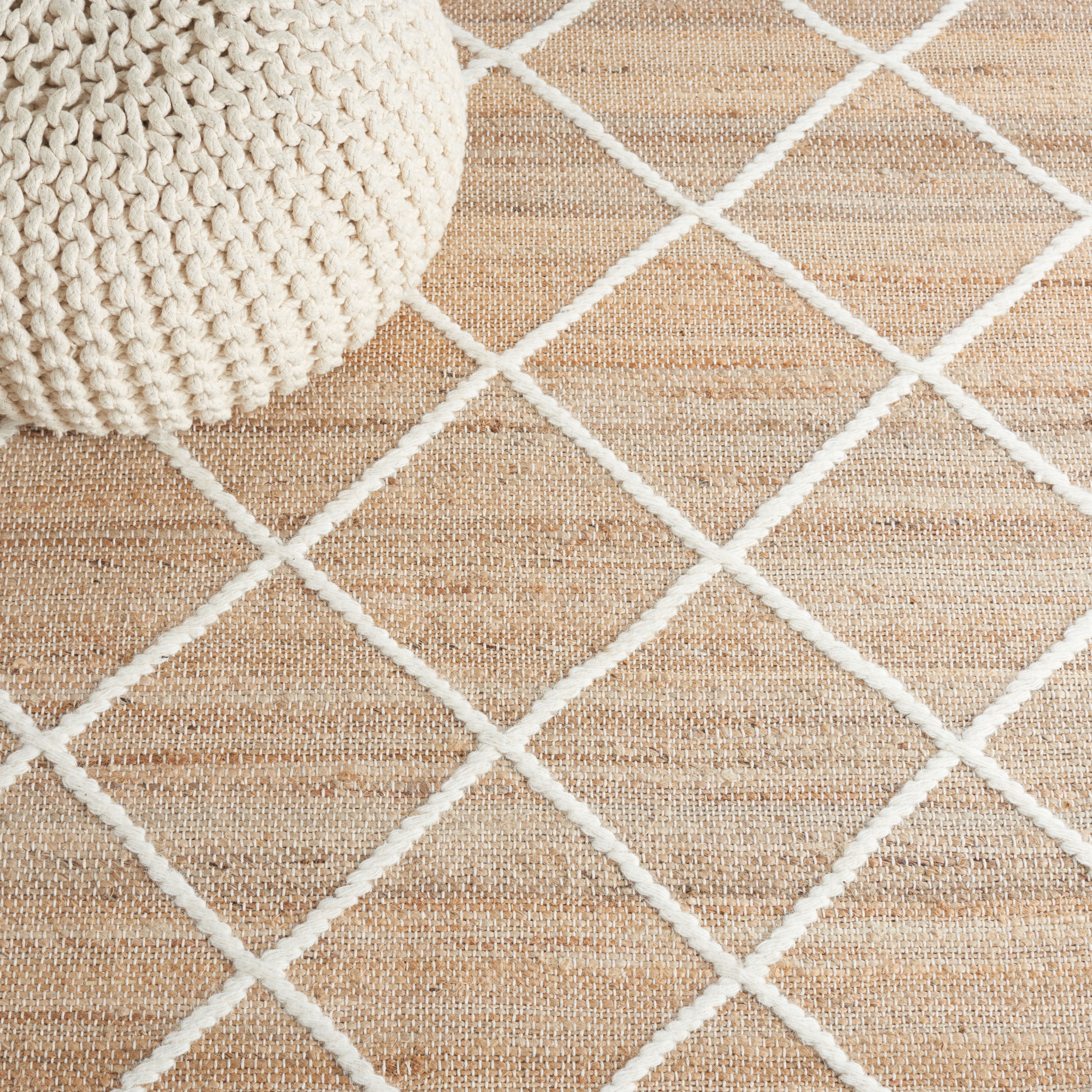 SAFAVIEH Natural Fiber Kimberlyn Geometric Runner Rug, Natural/Ivory, 2'3" x 9'