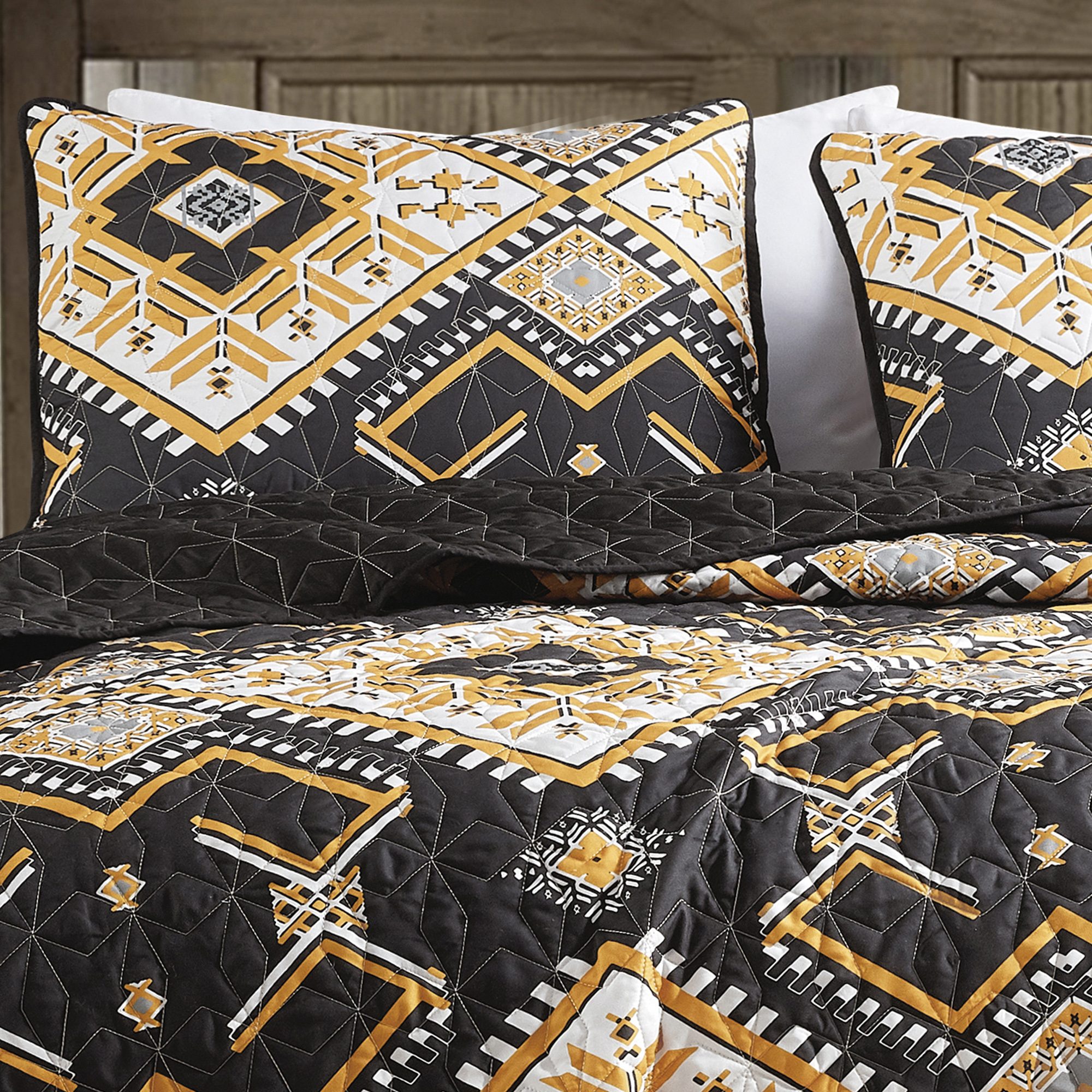 Evjk 3-Piece Decorative Lightweight Bedspread Set – Soft, Microfiber with Classic Print, King