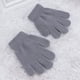 thumbnail image 4 of GOOHOCHY Guantes para niños Modelos de otoño e invierno Tejidos de color sólido con cinco dedos Guantes cálidos de 4 a 12 años (gris), 4 of 7