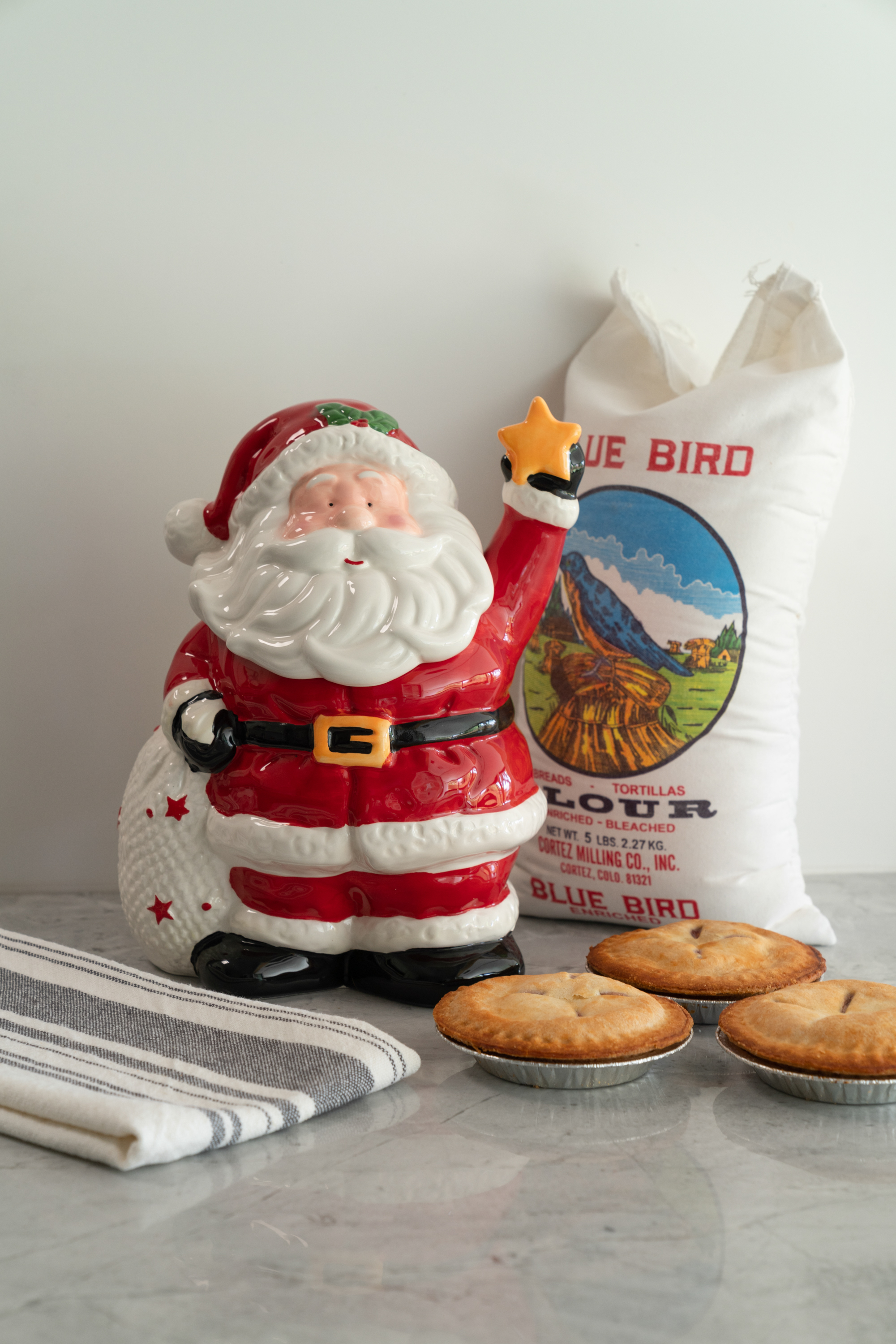 10 Strawberry Street Burlap Santa Cookie Jar