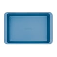 thumbnail image 1 of Molde para tartas KitchenAid, antiadherente, acero aluminizado, 9 x 13 pulgadas, terciopelo azul, 1 of 7