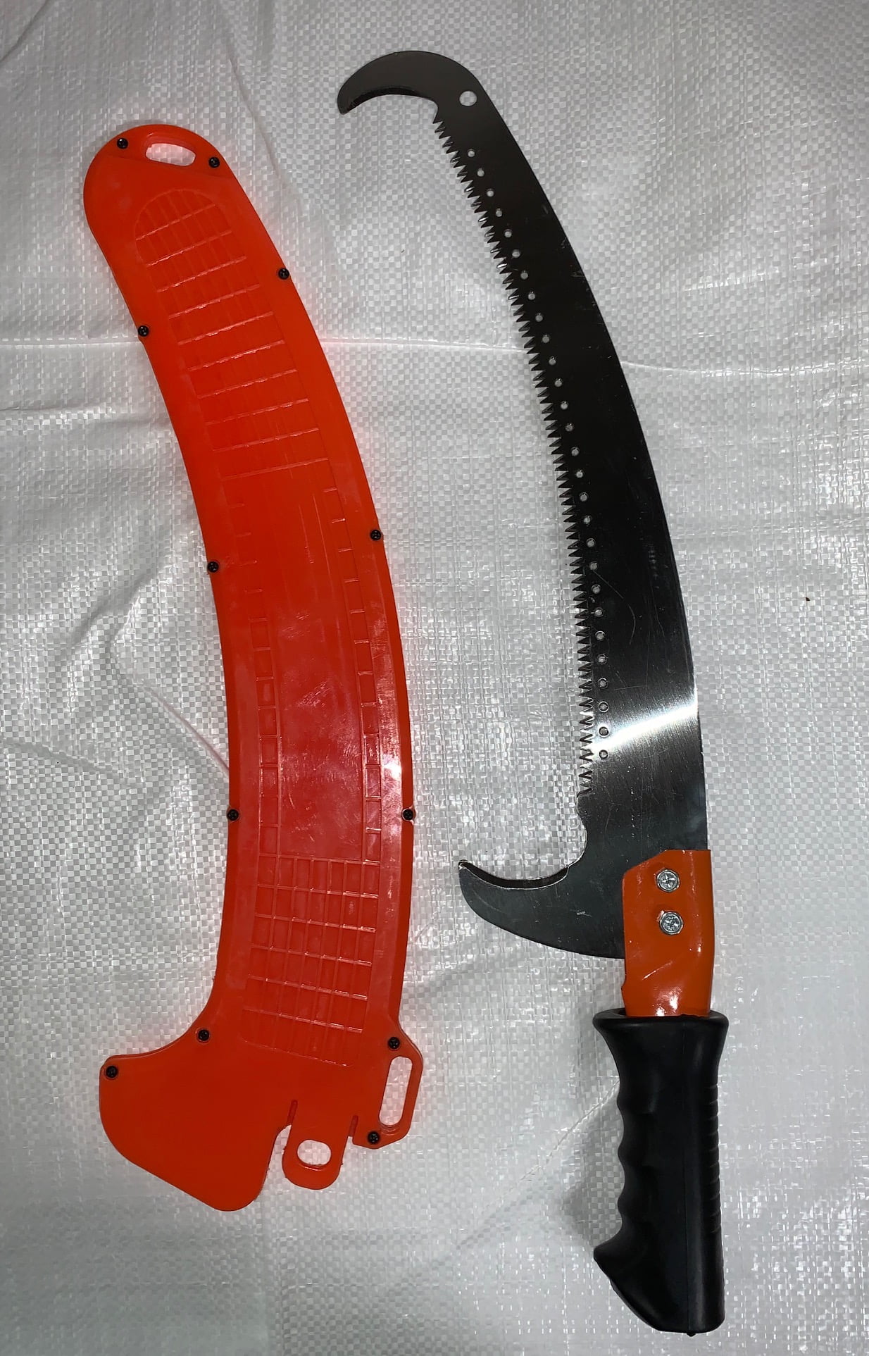 SaidiCo Hand/Pole 13" Cut Triangle Teeth Saw with Double Hooks