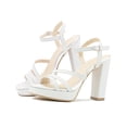 thumbnail image 1 of Zapatilla formal Eventos Sociales Graduación Lady Paulina Tacon Ancho plateado 22.5, 1 of 6