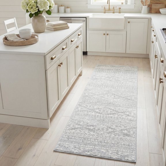 Safavieh Tulum Lakisha Oriental Runner Rug, Light Gray/Ivory, 2' x 19'