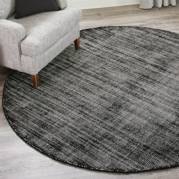Jill Zarin English Manor Collection Area Rug - Farmhouse (3' 1" Round Blackberry/Ivory)