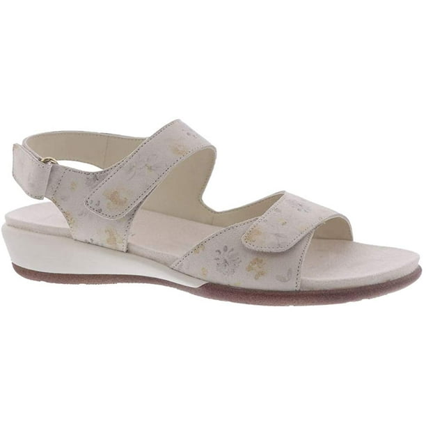Easy spirit hartwell flat sandals sales