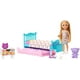thumbnail image 1 of Set Muñeca Chelsea Barbie FXG83 Rubia Hora de Dormir Oso Peluche con Accesorios Multicolor para Niñas Barbie FXG83, 1 of 2
