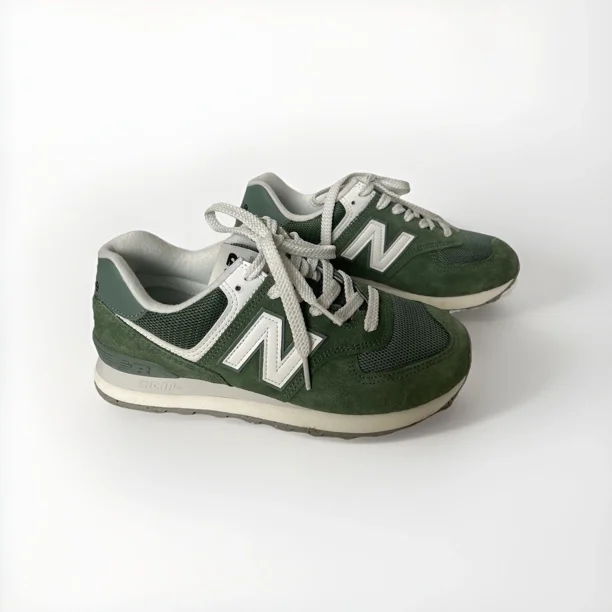 New Balance U574FGG Sneakers Mens Size 5.5 Women’s 6.5 Green / White Suede NEW