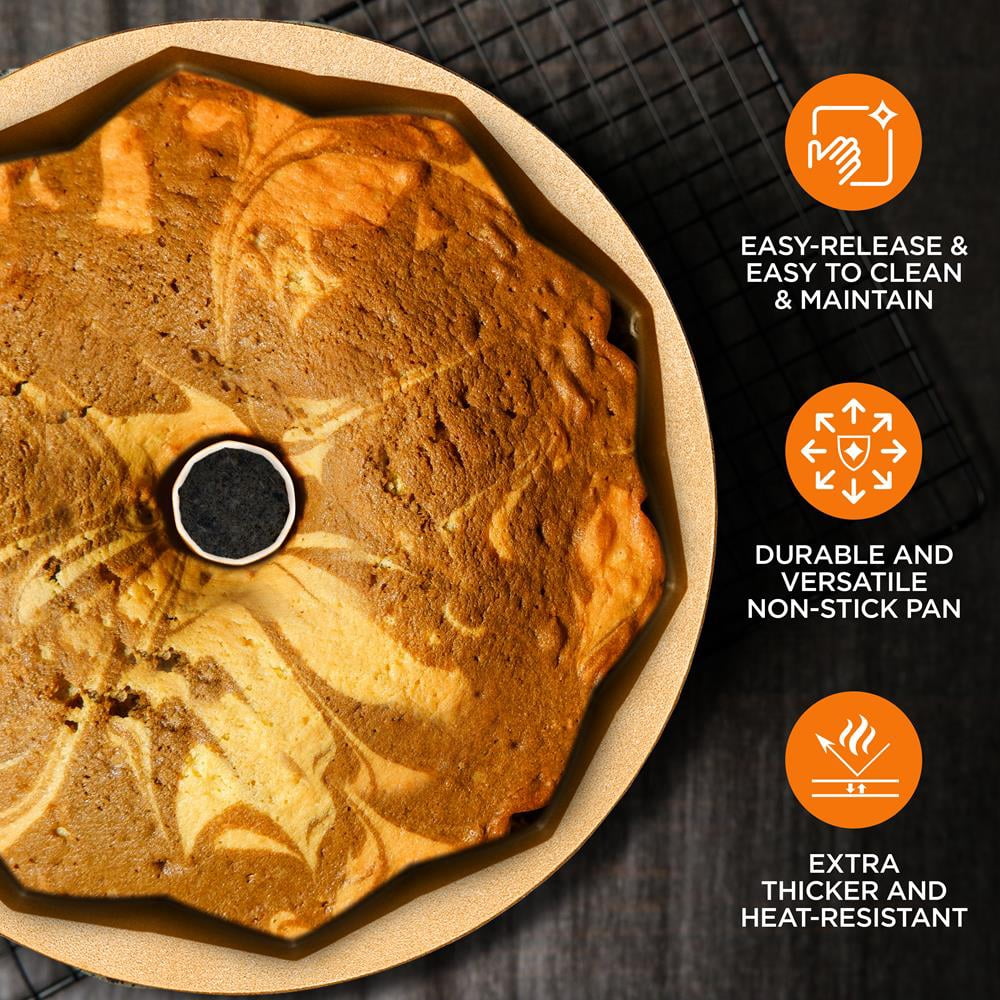NutriChef French Wreath Fluted Bundt Cake Pan, Extra Thick and Non Stick Aluminum Bakeware with 2 Layers of Non Stick Coating for Easier Release, Uniform Baking and Browning