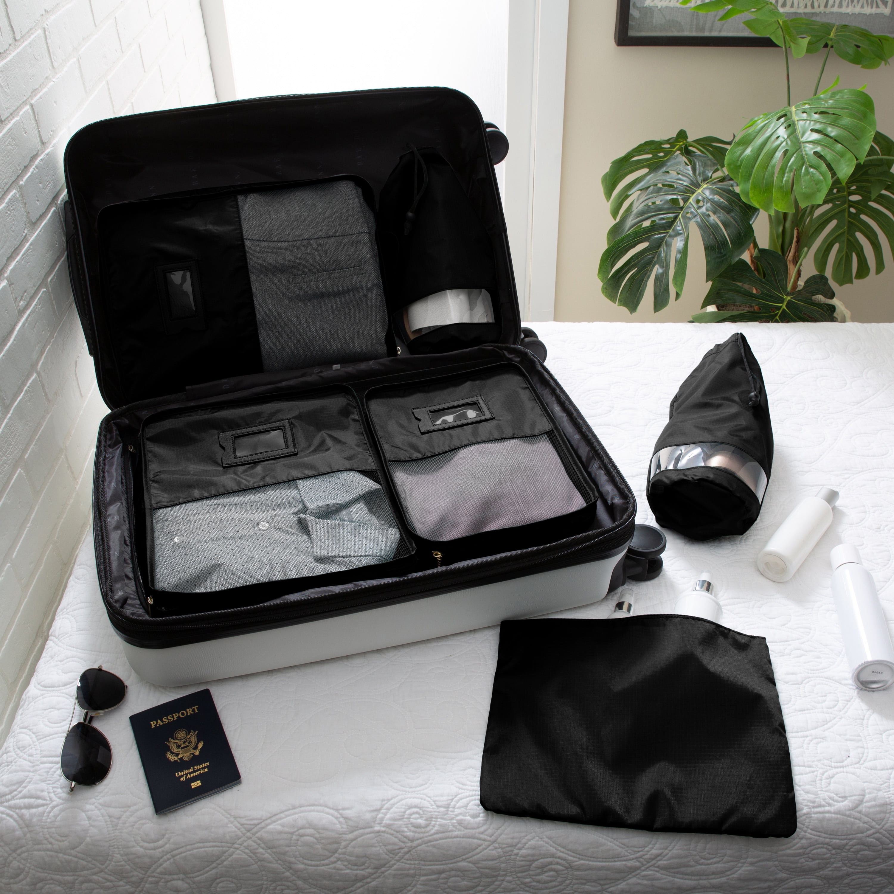 Ruby + Cash 6 Piece Deluxe Polyester Packing Set in Black