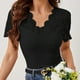 thumbnail image 2 of Camiseta de encaje con patchwork para mujer: top informal y elegante, manga corta, cuello redondo, perfecto para llevar con vaqueros o leggings en el día a día., 2 of 6