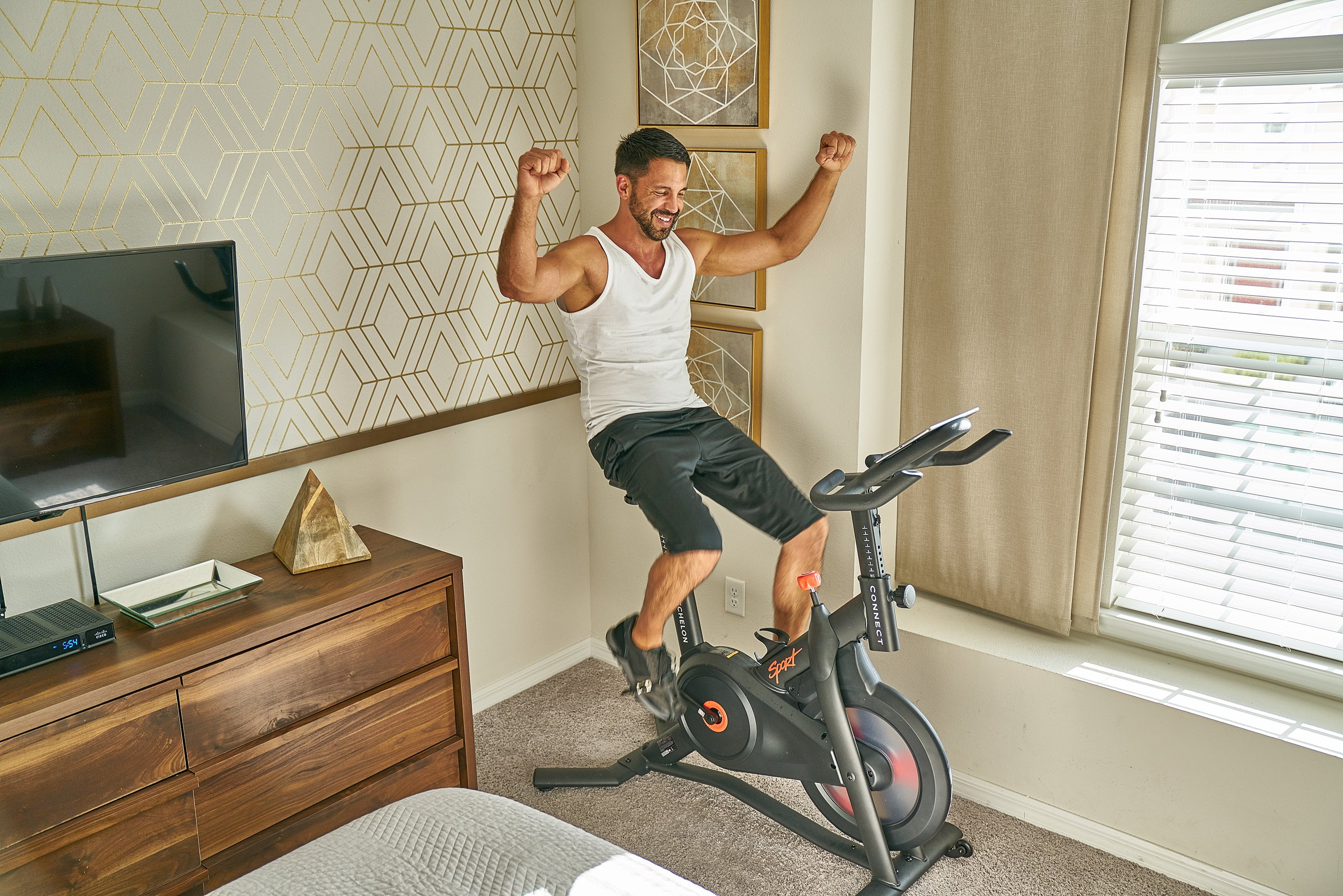 Echelon Connect Sport Indoor Cycling 